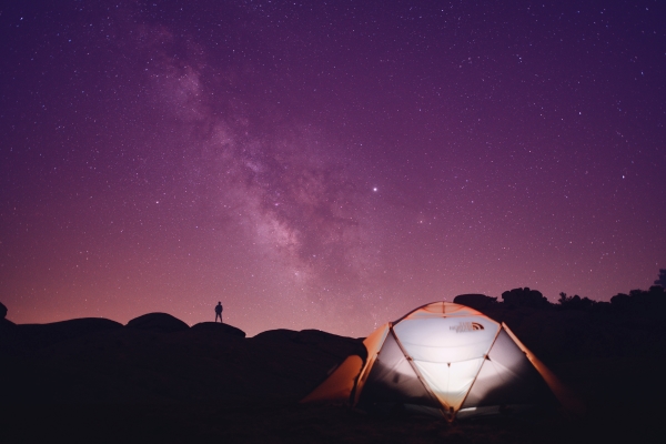 camping en tente sous étoilés